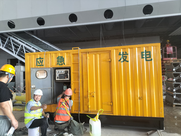 迎江怎样判断空气滤清器是否需要更换？